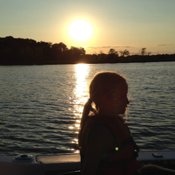 Meet your Posher, Anna - Picture 1 of 1